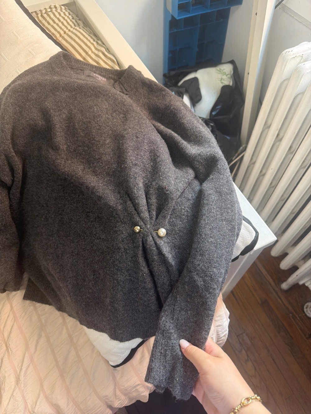 Primark Sweater - Picture 3 of 3